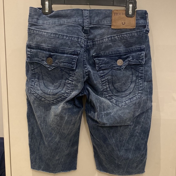 True Religion jean shorts size 28 blue - Picture 4 of 5